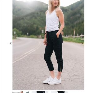 Zyia everywhere joggers